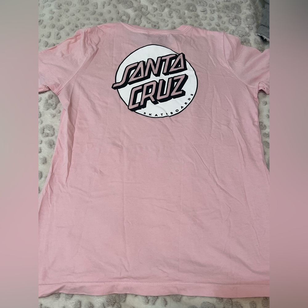 Santa Cruz baby pink t-shirt